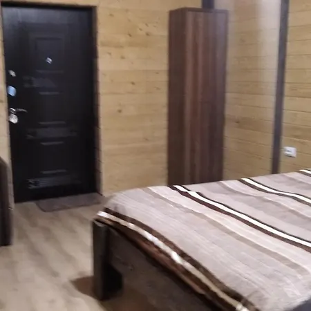 Gasthof Sonata чан біля річки